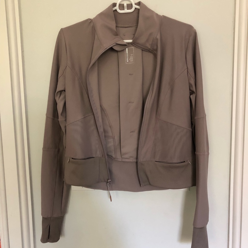 Mauve/Beige Workout Zip-Up